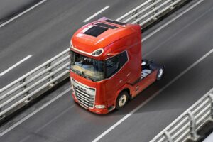 DAF : des panneaux solaires pour camions par Paccar Parts